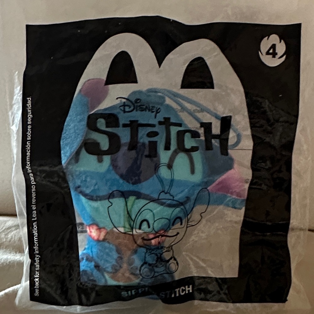 McDonald's *NIB* 2022 Disney's Lilo & Stitch "Sippin' Stitch" Happy Meal Toy